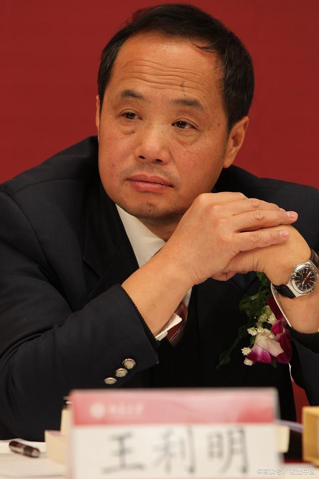 博士烂大街了吗？第一批读博的人现在怎么样